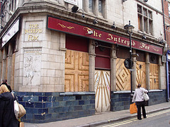 Geschlossenes Pub in London
